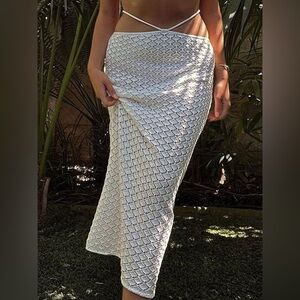 Pink Ruffle Bandeau & White Textured Midi Skirt Set